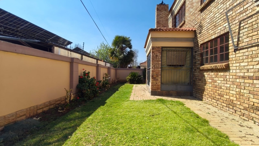 3 Bedroom Property for Sale in Grimbeeck Park North West